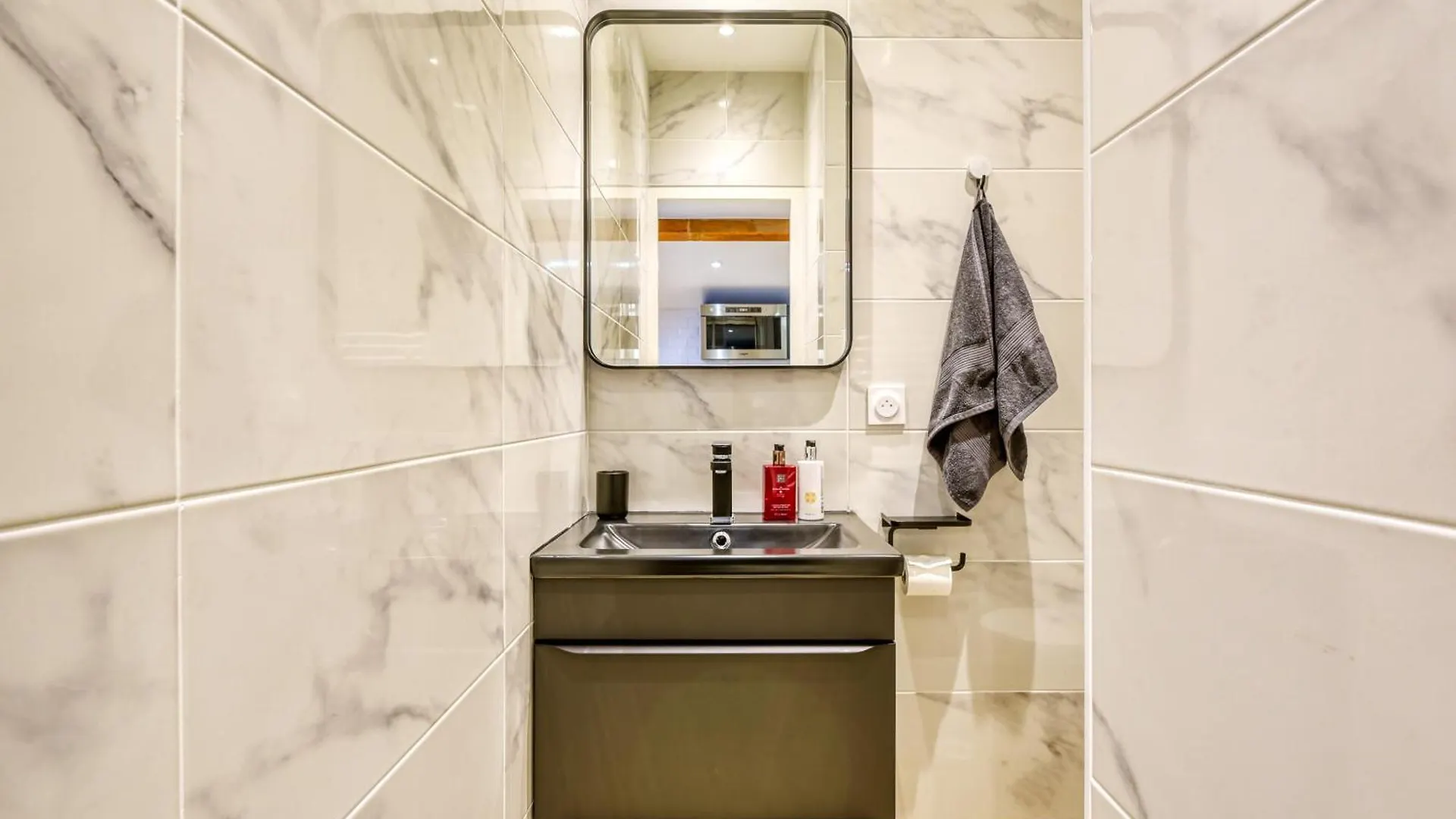 Appartamento New / Belle Et Rebelle Avec Jacuzzi Lione